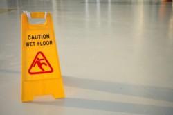 4e_workplace-safety-wet-floor